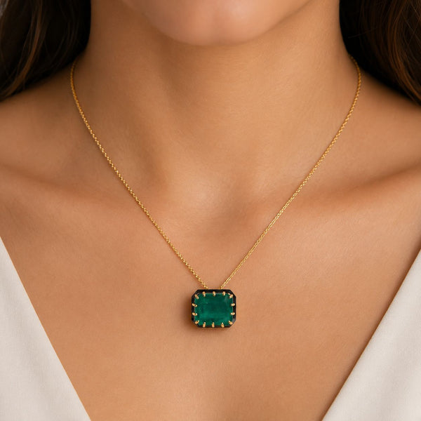 EMERALD MILGRIAN PENDANT