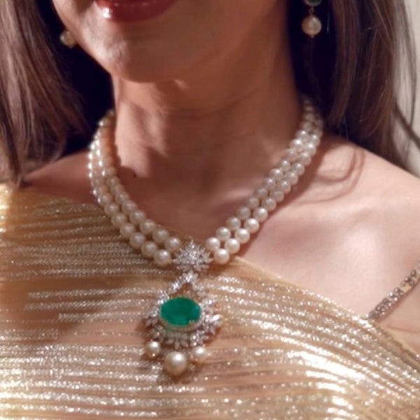 REGALIA MOSS NECKLACE