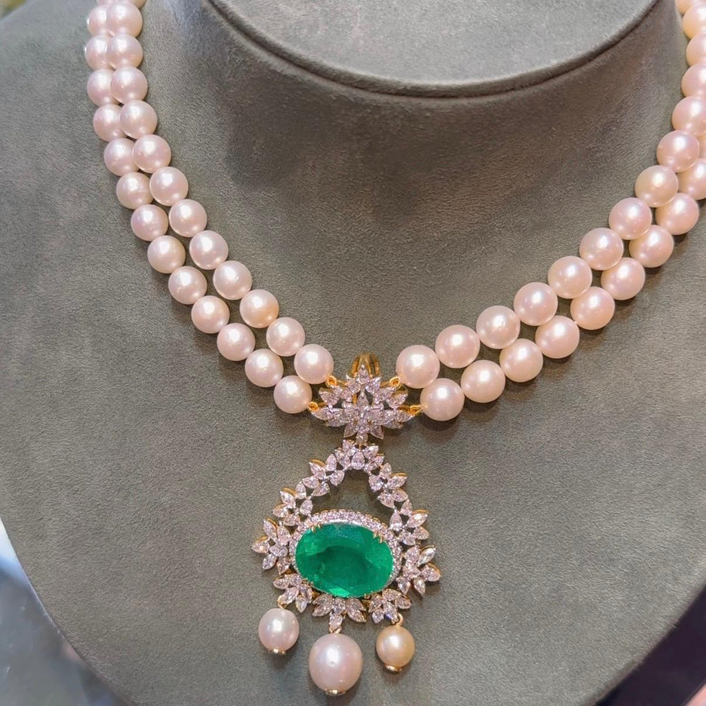 REGALIA EMERALD NECKLACE